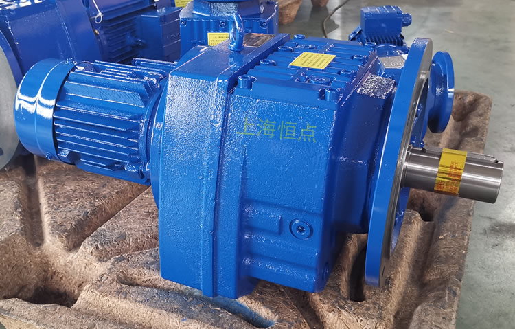 RF87減速機，立式安裝，輸入配電機，實物照片如下